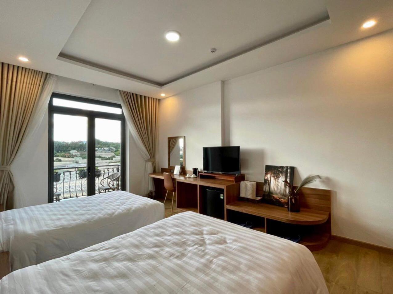 The Elegant Dalat Hotel Екстериор снимка